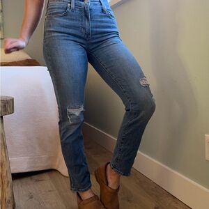 Levi 724 high rise straight jeans, size 26